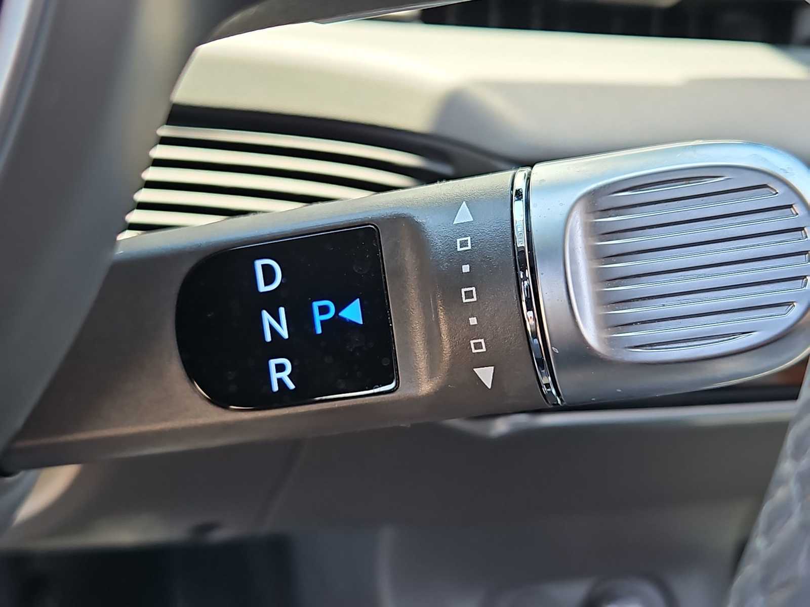 Thumbnail: 2024 Hyundai Ioniq 5 - 32