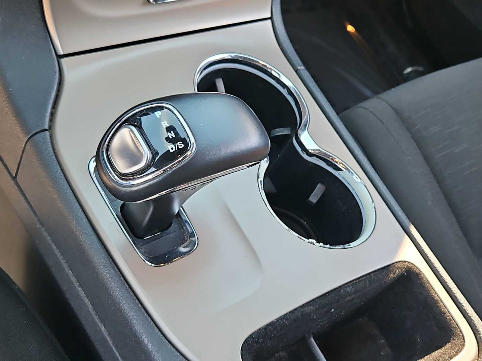 Thumbnail: 2014 Jeep Grand Cherokee - 30