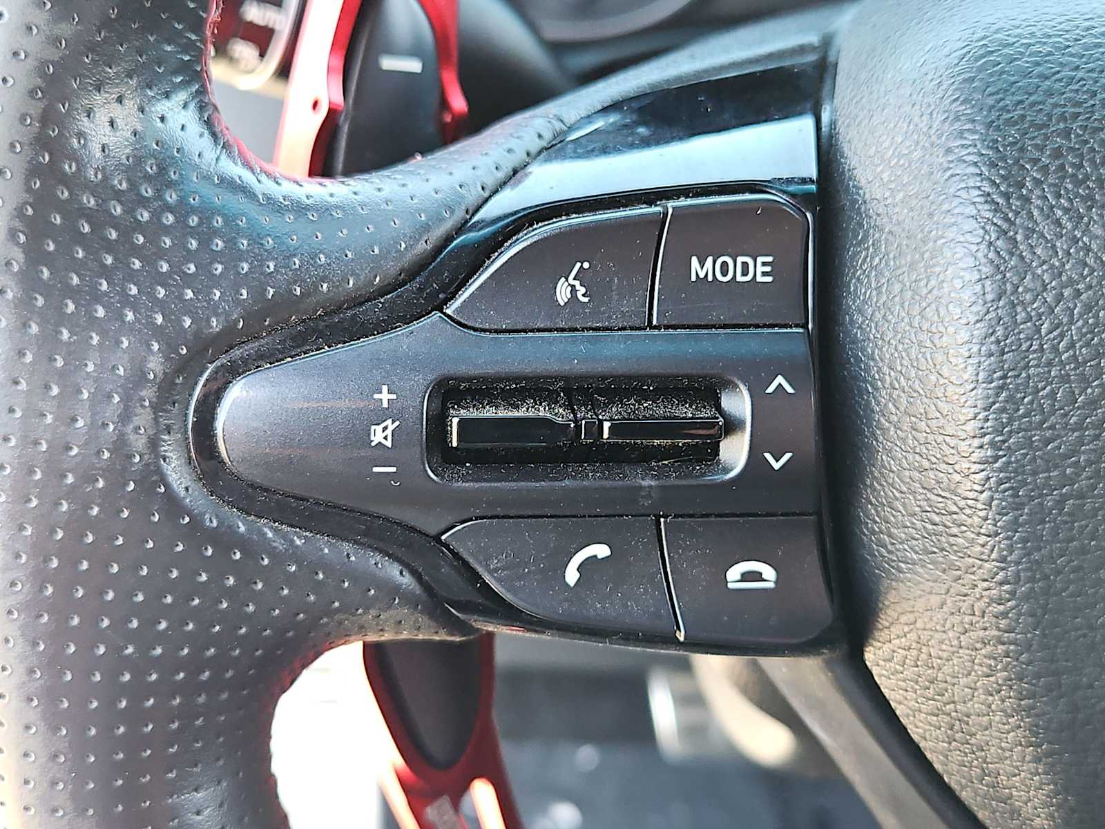 Thumbnail: 2020 Hyundai Elantra - 21