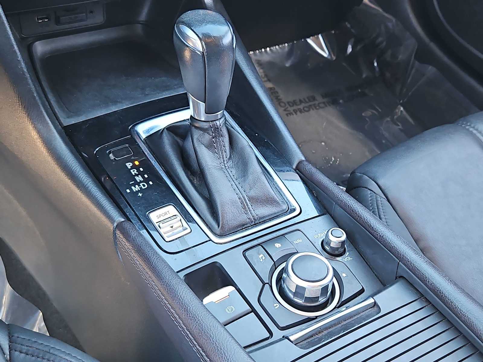 Thumbnail: 2018 Mazda Mazda3 - 31