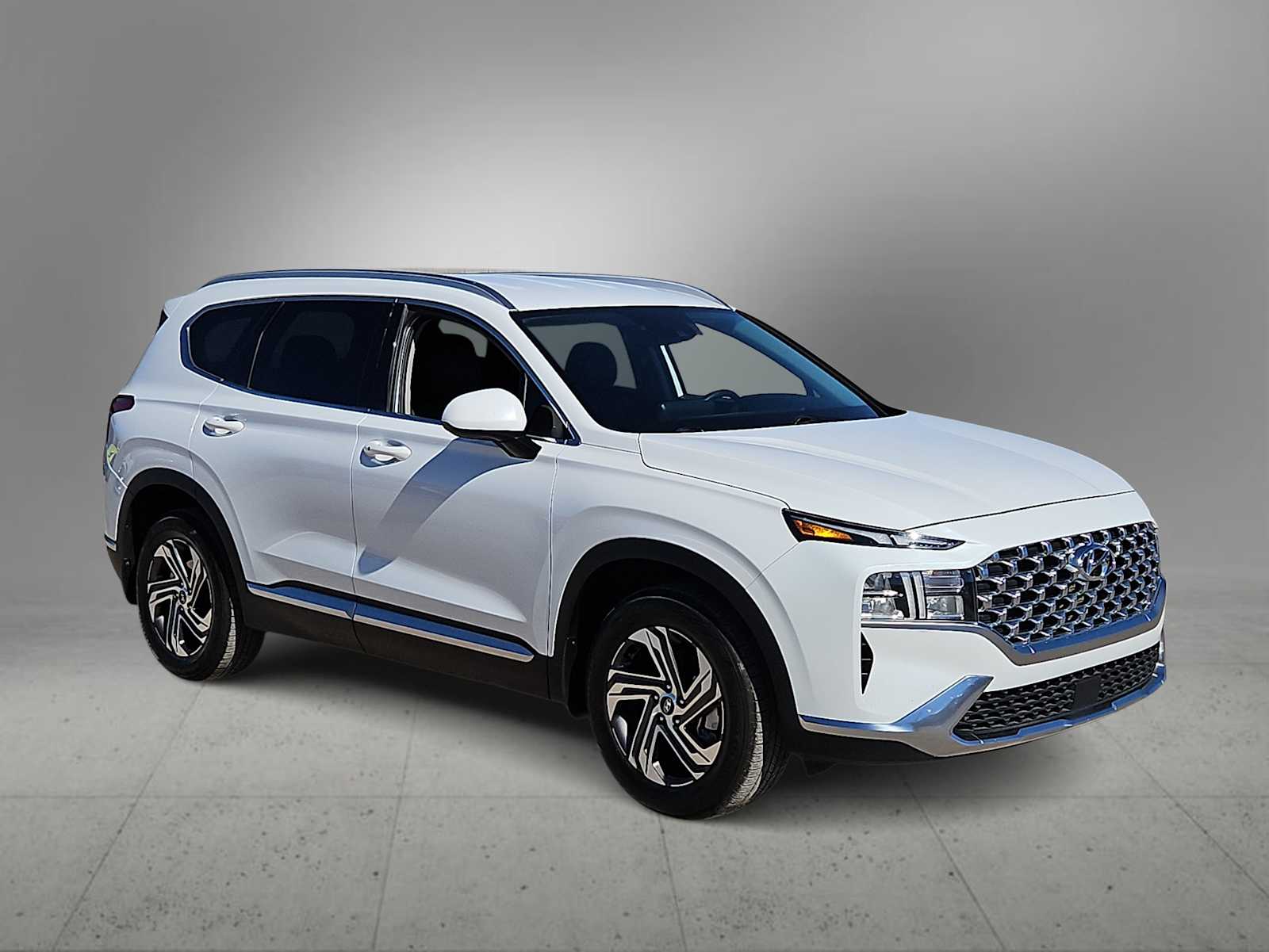 Thumbnail: 2022 Hyundai Santa Fe - 2