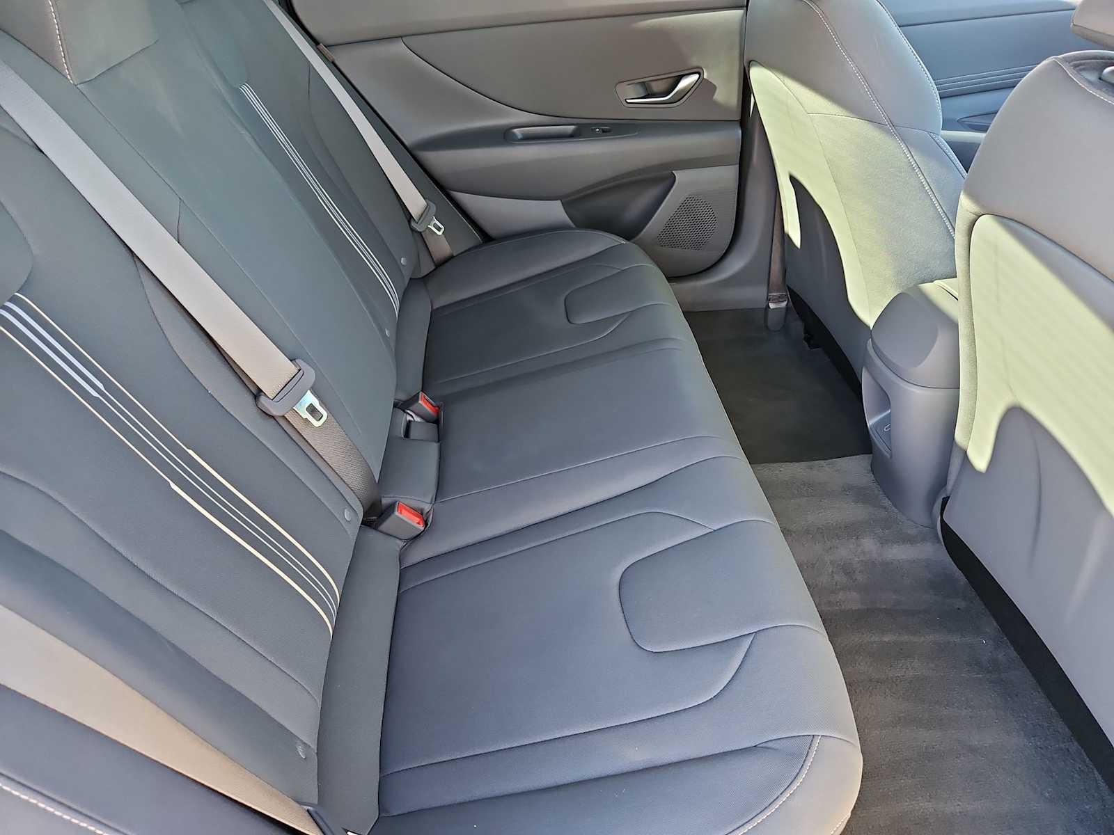 Thumbnail: 2025 Hyundai Elantra - 20