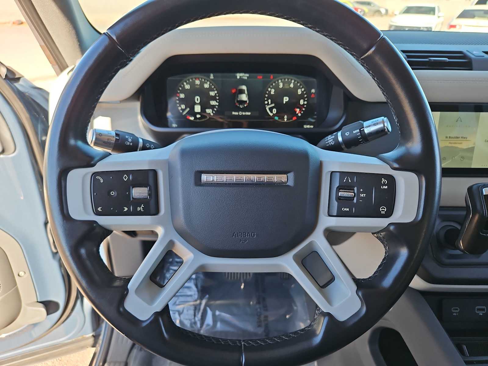 Thumbnail: 2022 Land Rover Defender - 24