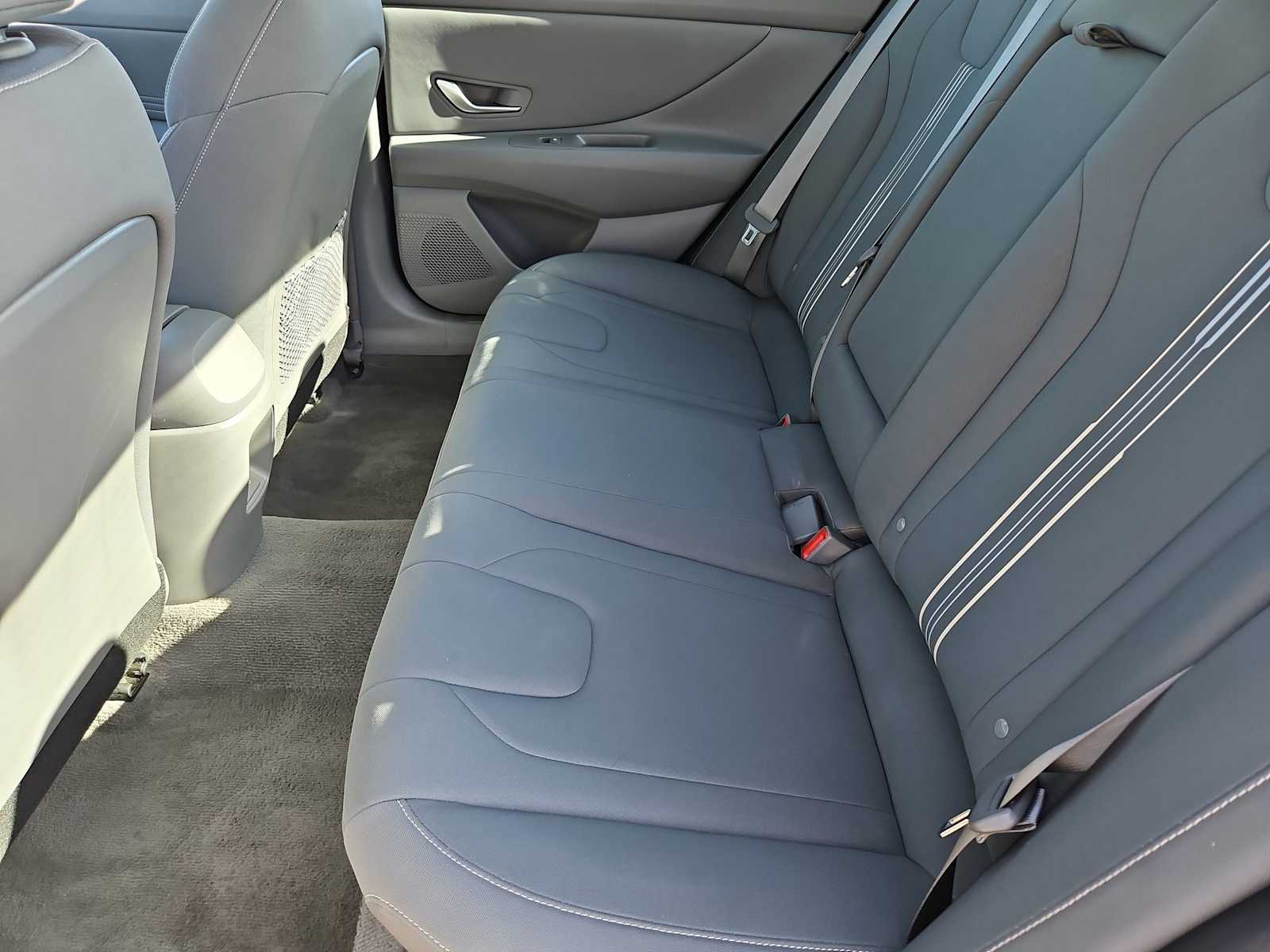 Thumbnail: 2025 Hyundai Elantra - 20