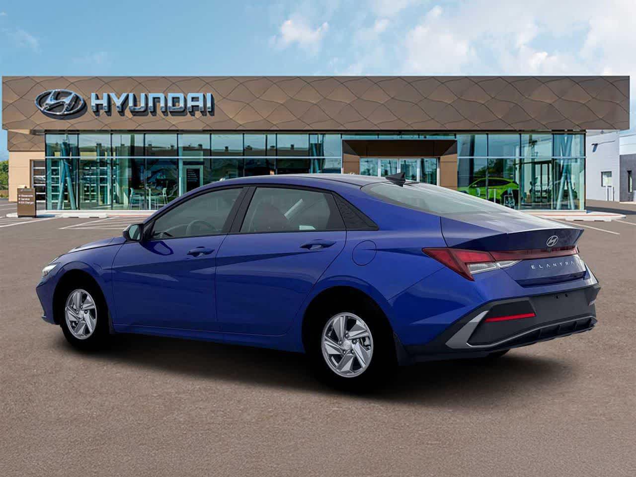 Thumbnail: 2026 Hyundai Elantra - 4
