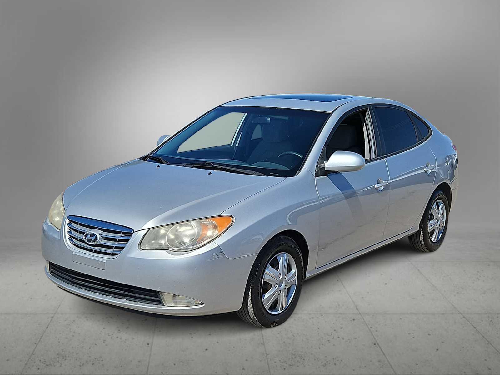 Thumbnail: 2010 Hyundai Elantra - 4