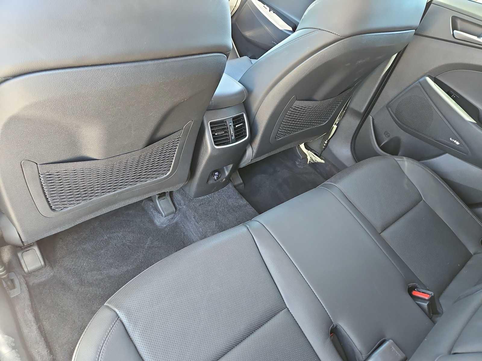 Thumbnail: 2020 Hyundai Tucson - 19