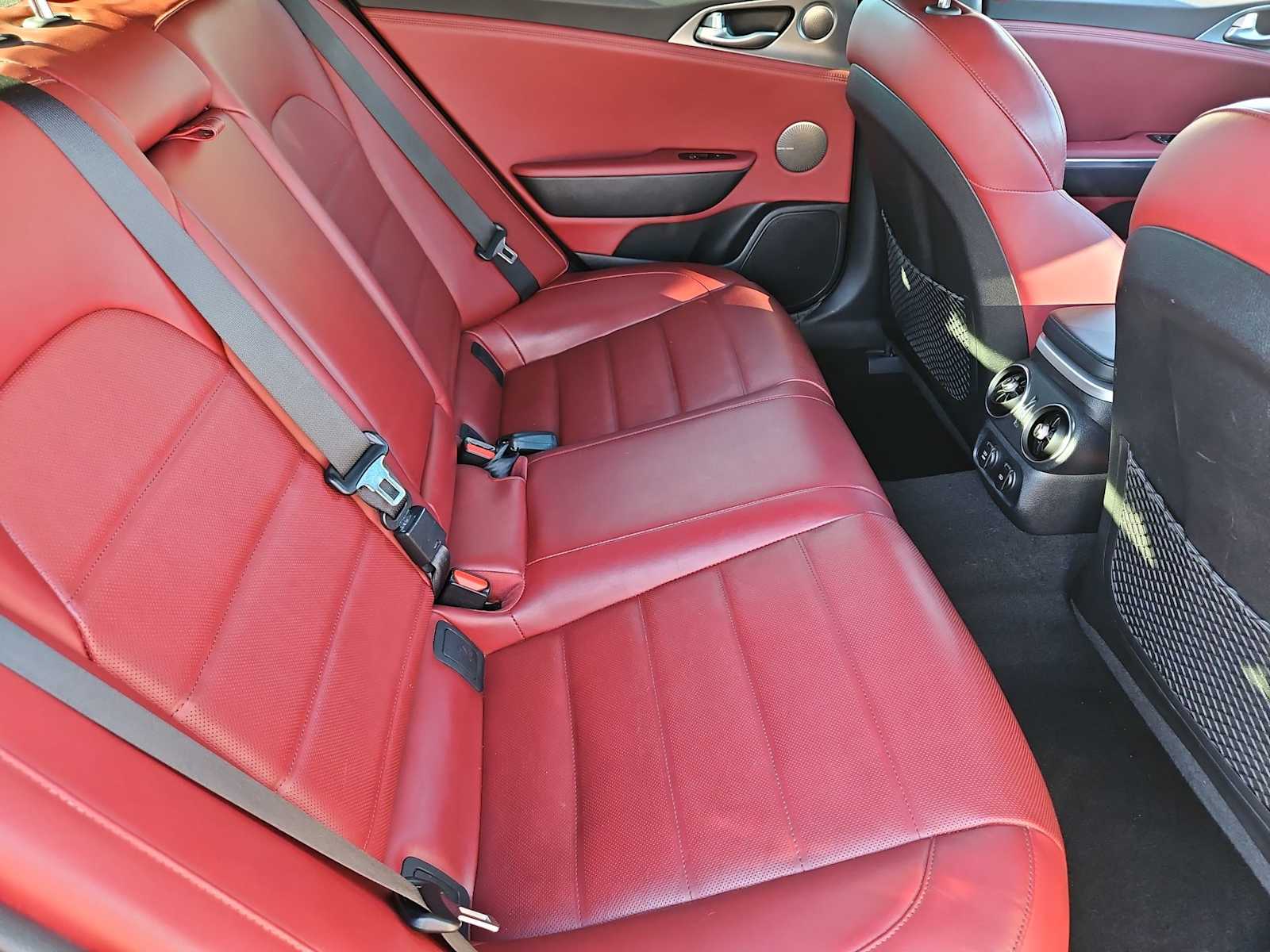 Thumbnail: 2019 Kia Stinger - 21