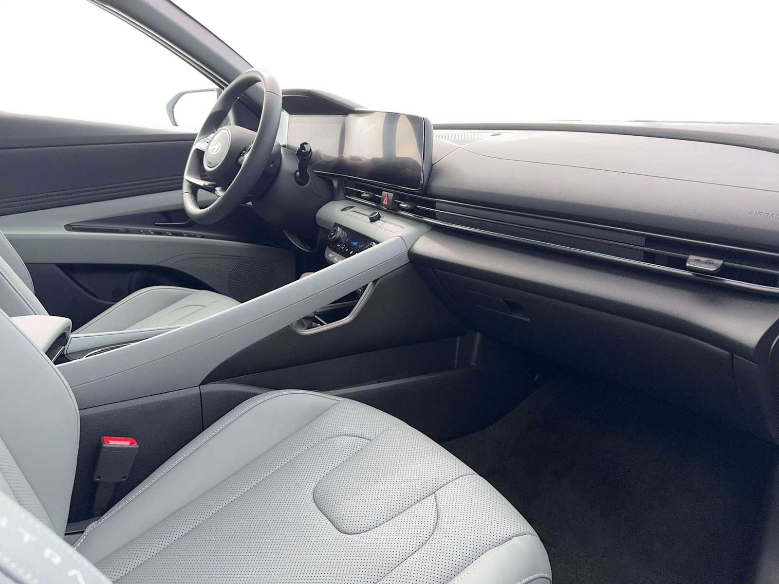 Thumbnail: 2026 Hyundai Elantra - 15