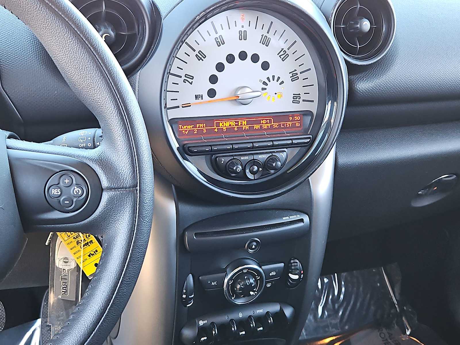 Thumbnail: 2014 MINI Cooper Countryman - 26