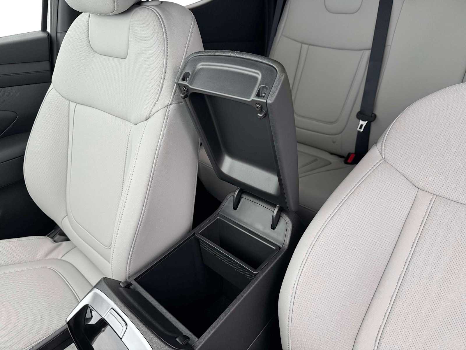 Thumbnail: 2026 Hyundai Santa Cruz - 19