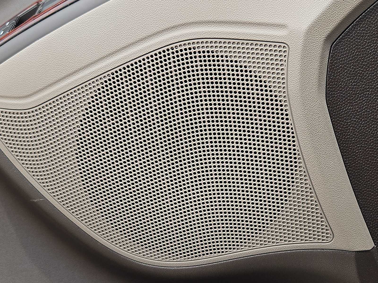 Thumbnail: 2014 Hyundai Tucson - 30