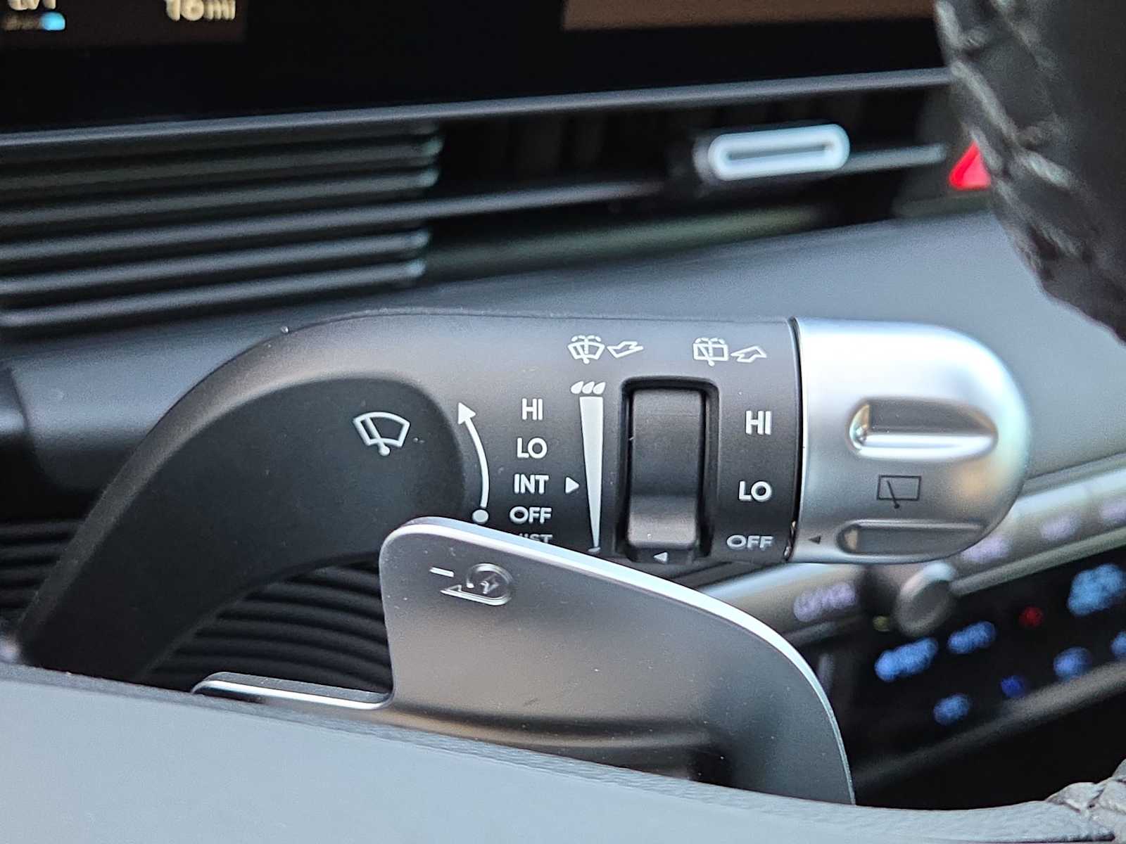 Thumbnail: 2026 Hyundai Ioniq 5 - 26