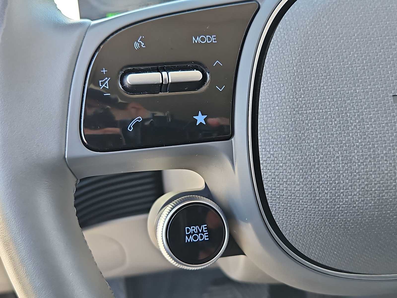 Thumbnail: 2024 Hyundai Ioniq 5 - 23