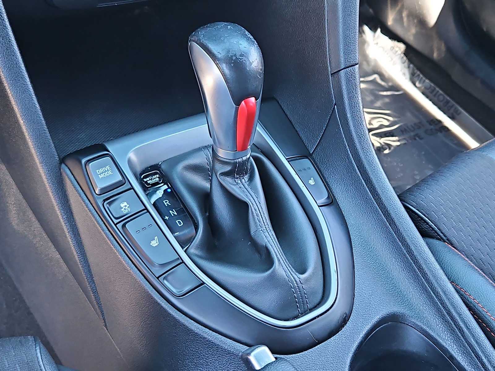 Thumbnail: 2019 Hyundai Veloster - 29