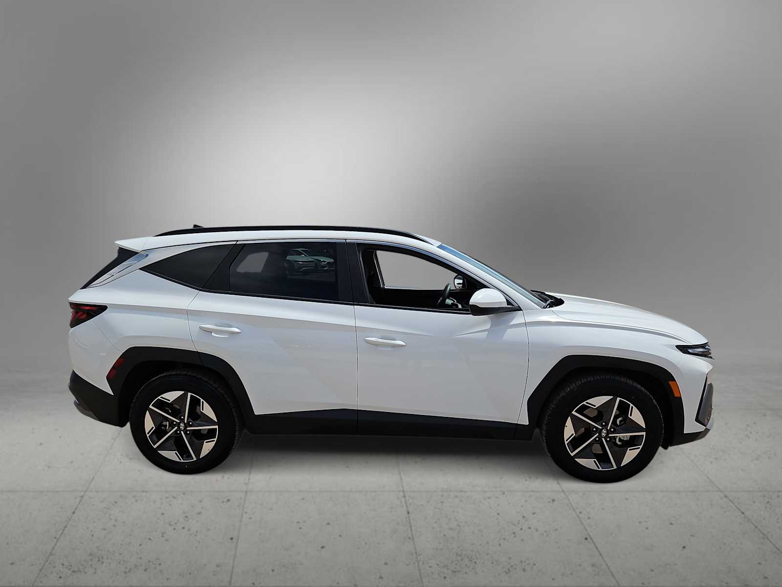 Thumbnail: 2025 Hyundai Tucson - 9