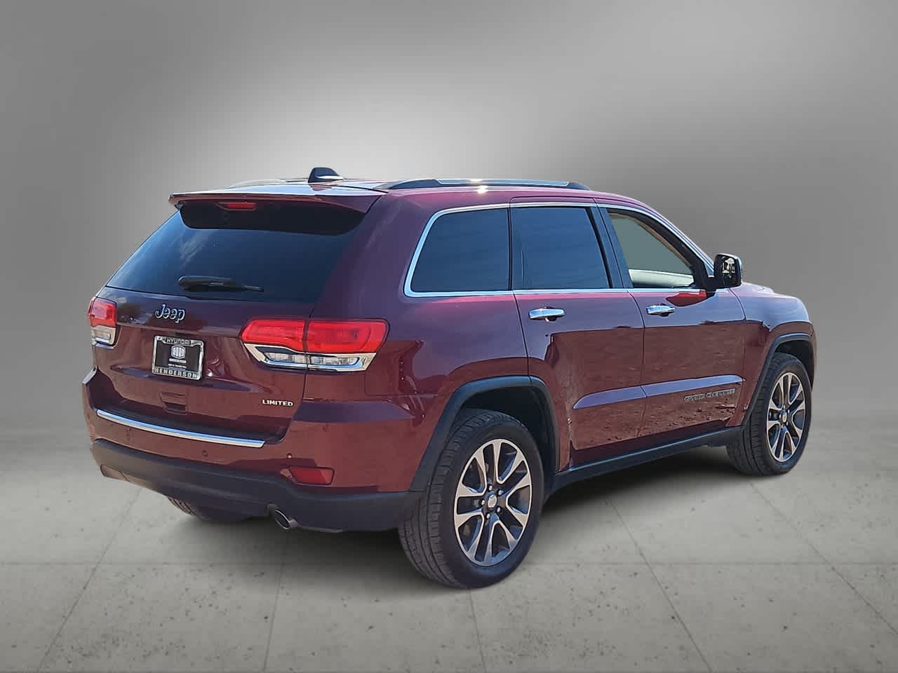 Thumbnail: 2018 Jeep Grand Cherokee - 8