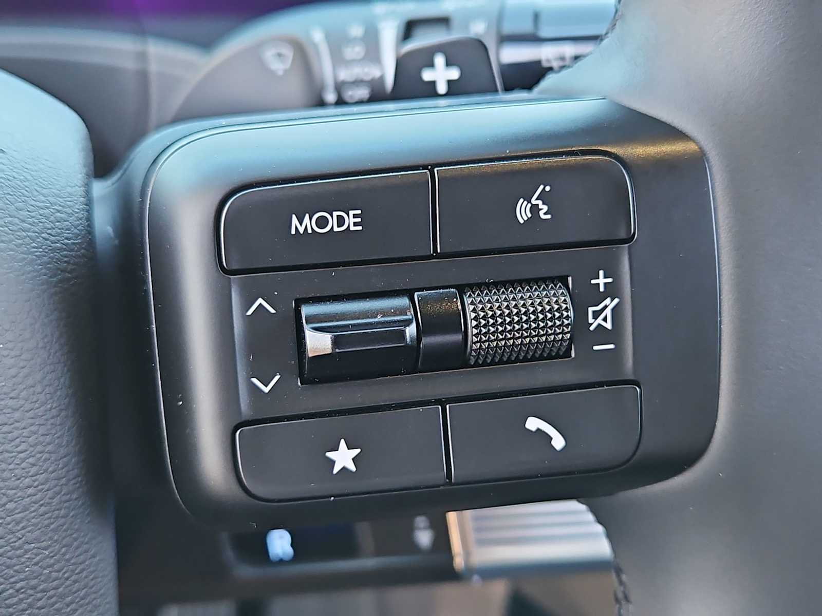 Thumbnail: 2025 Hyundai Santa Fe - 25