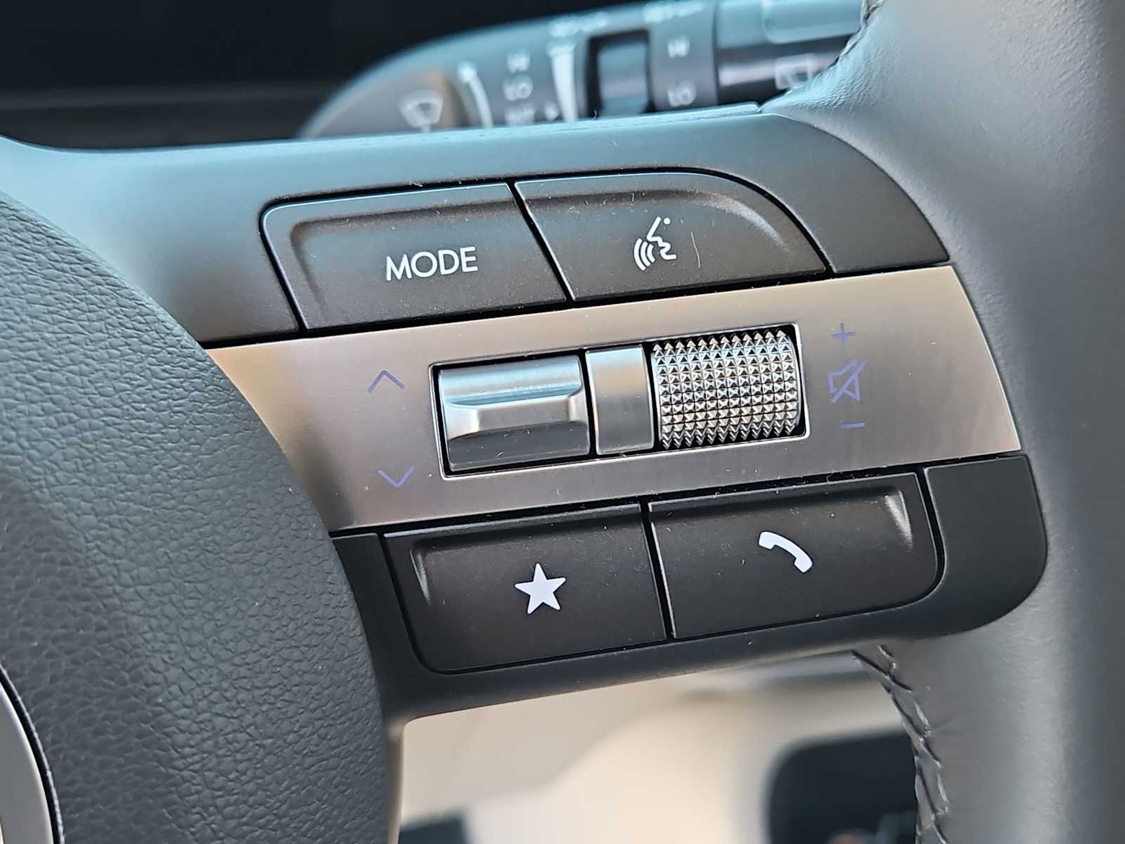 Thumbnail: 2025 Hyundai Kona - 25