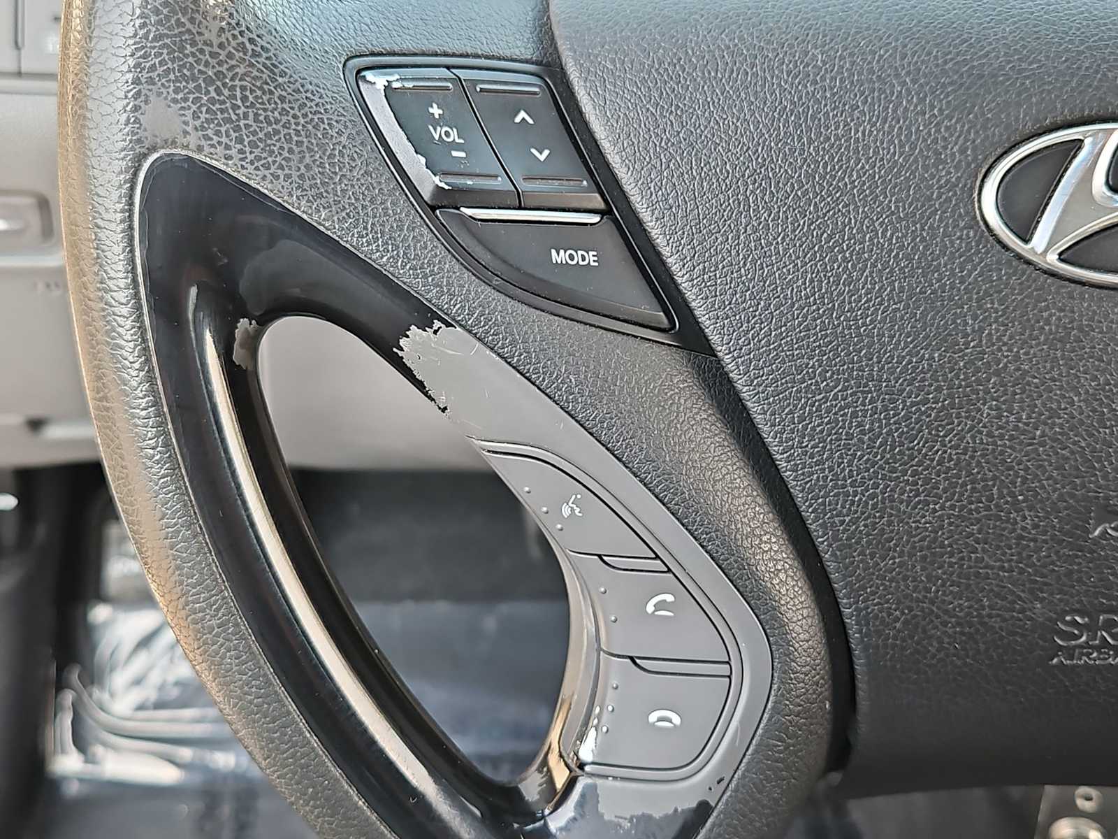 Thumbnail: 2013 Hyundai Sonata - 21