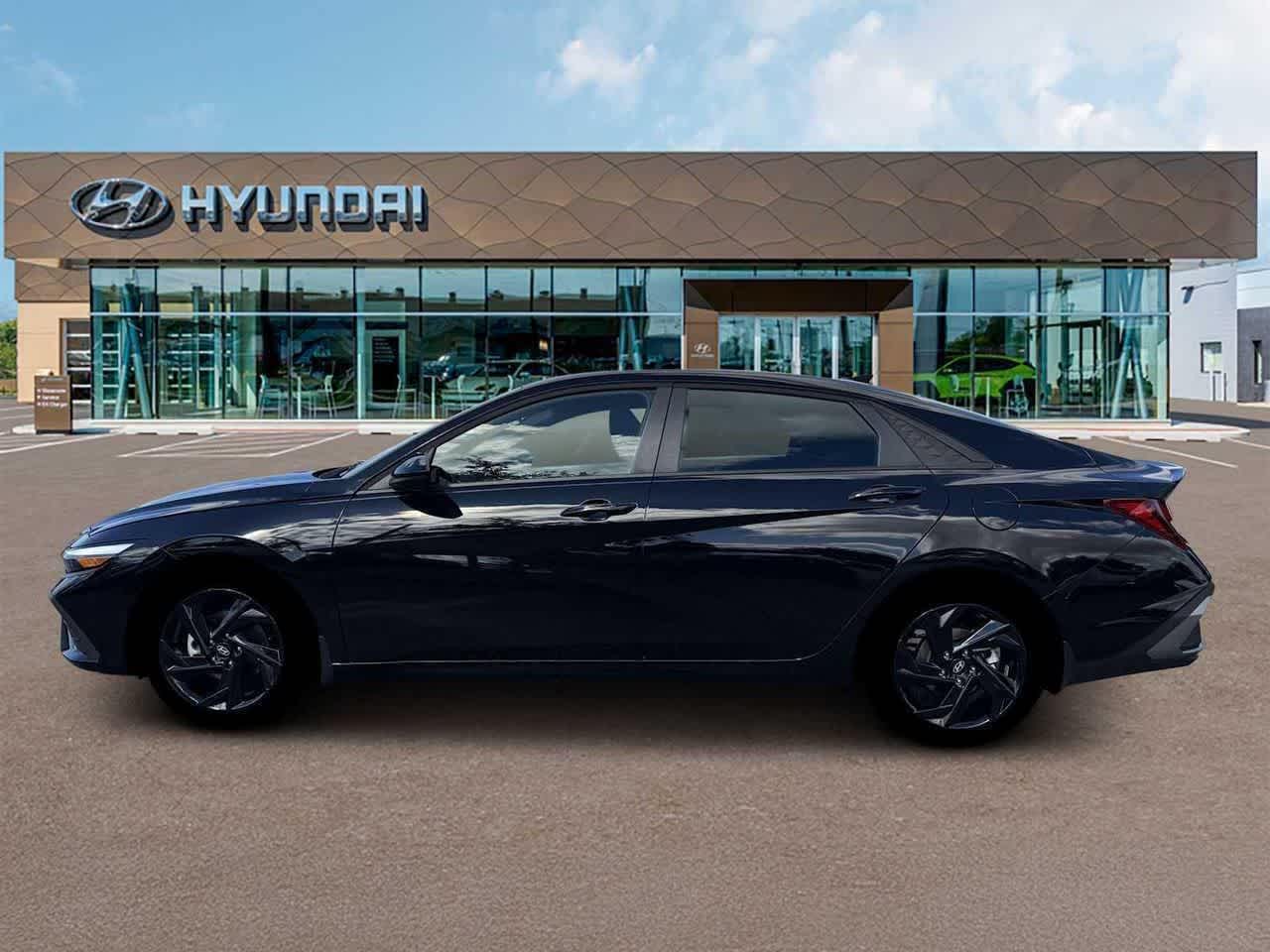 Thumbnail: 2026 Hyundai Elantra - 3
