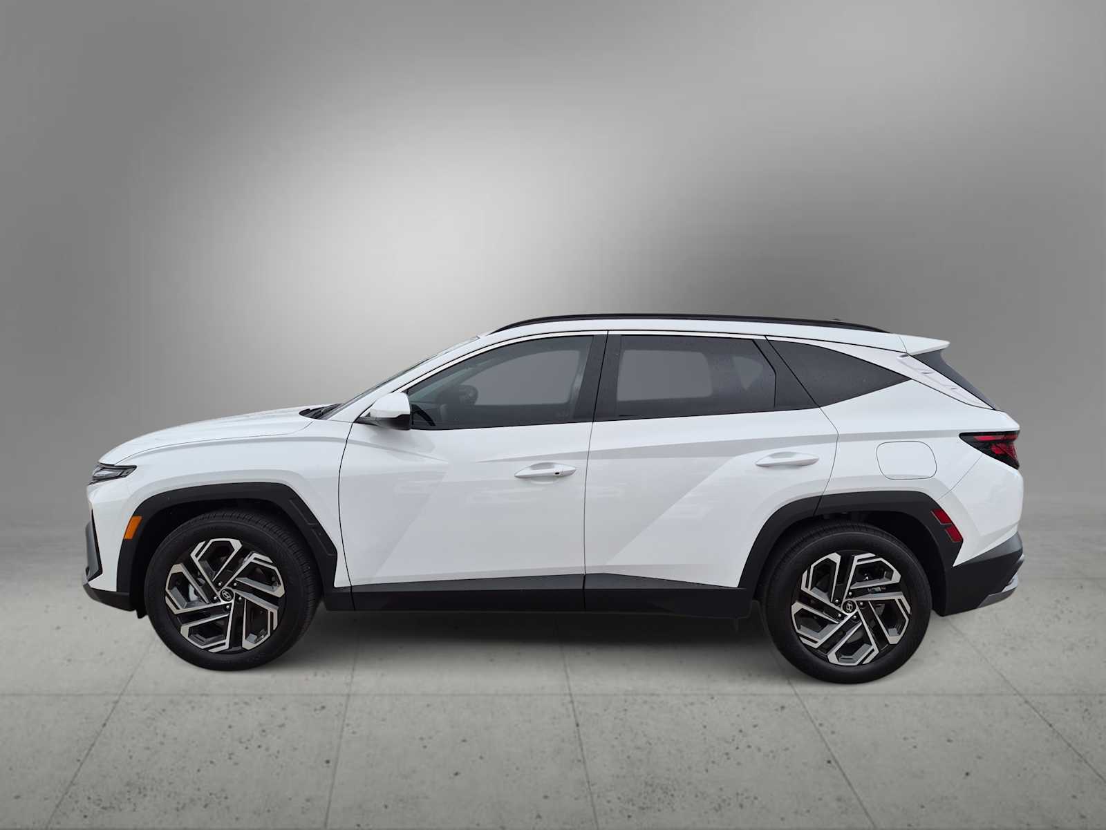 Thumbnail: 2026 Hyundai Tucson - 4