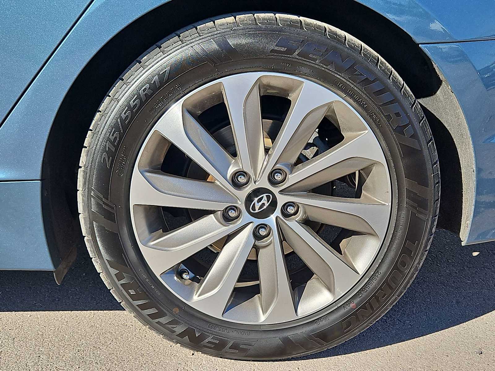 Thumbnail: 2016 Hyundai Sonata - 13