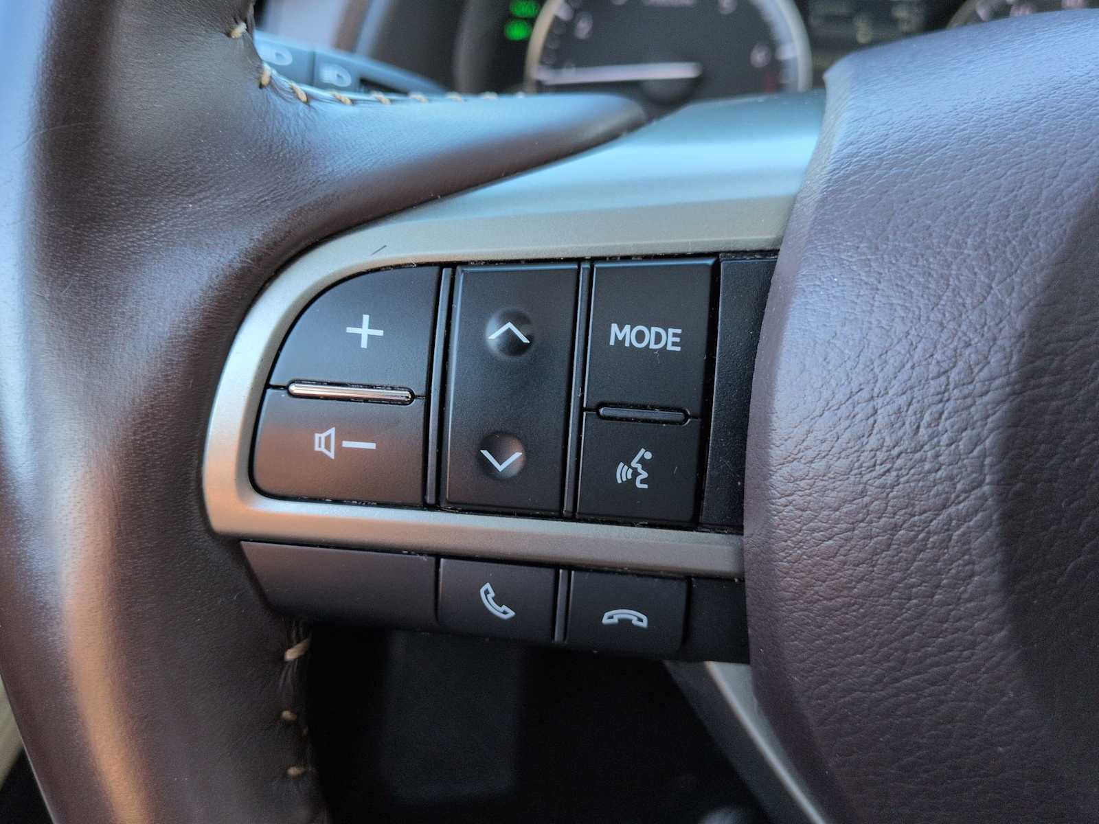 Thumbnail: 2017 Lexus RX - 25