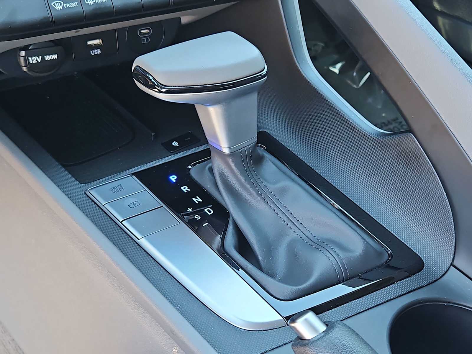 Thumbnail: 2025 Hyundai Elantra - 30