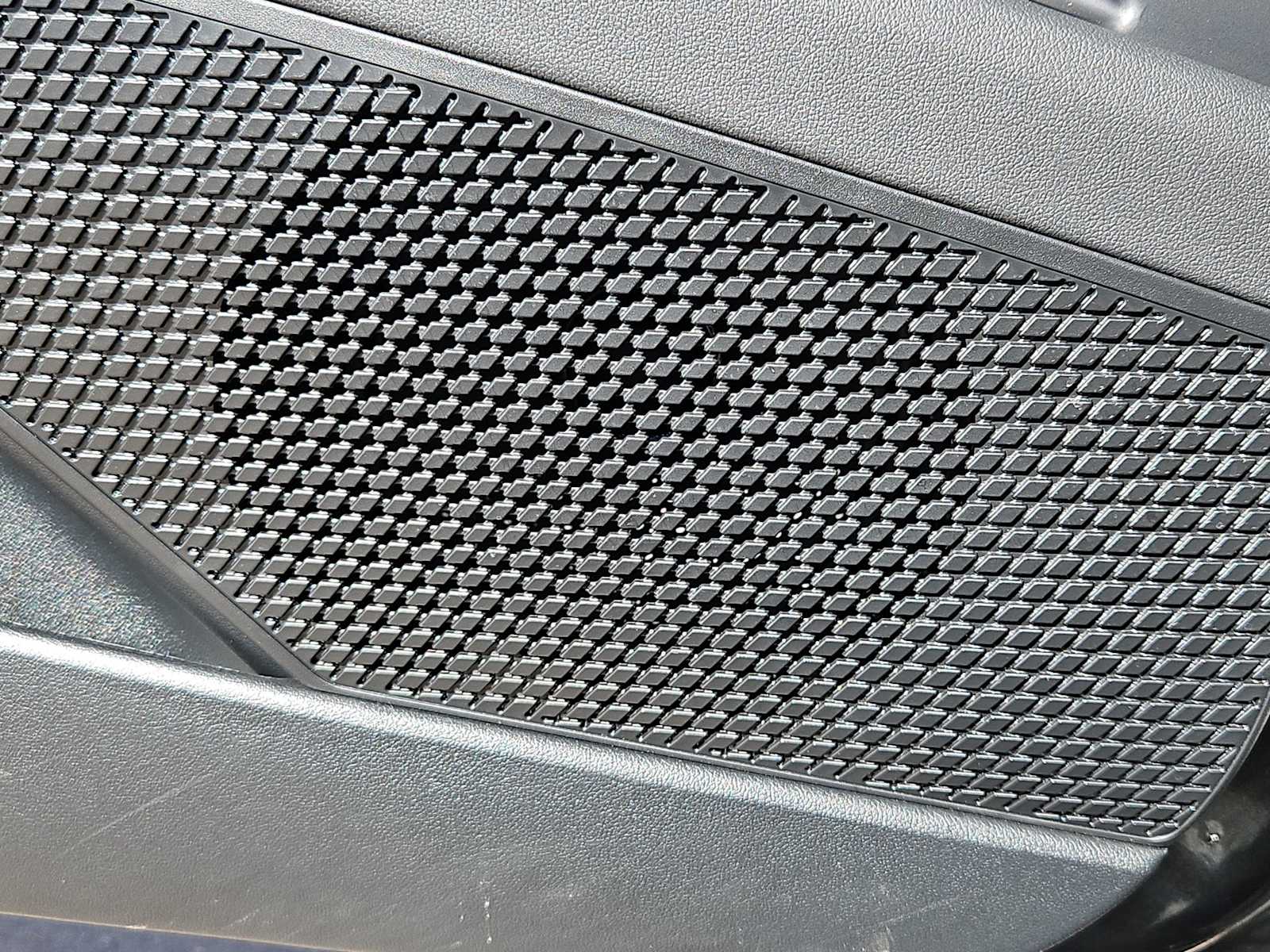 Thumbnail: 2025 Hyundai Elantra - 29