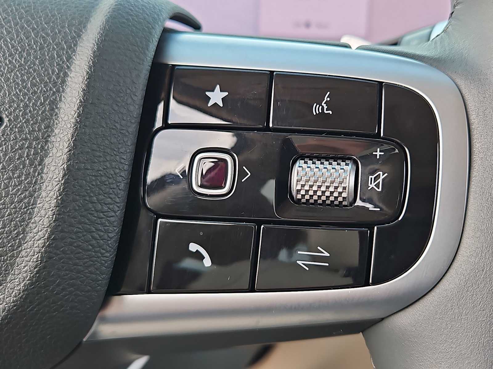 Thumbnail: 2025 Genesis GV80 - 25