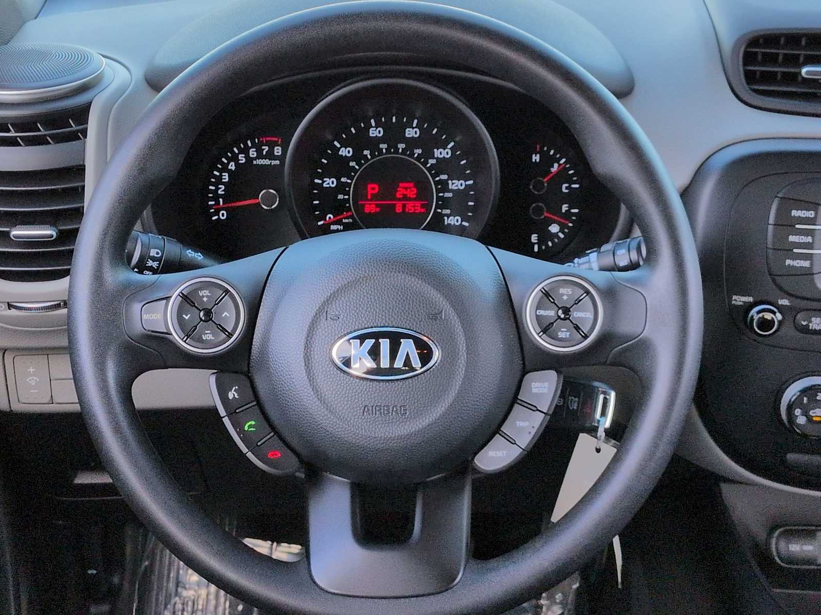 Thumbnail: 2017 Kia Soul - 23