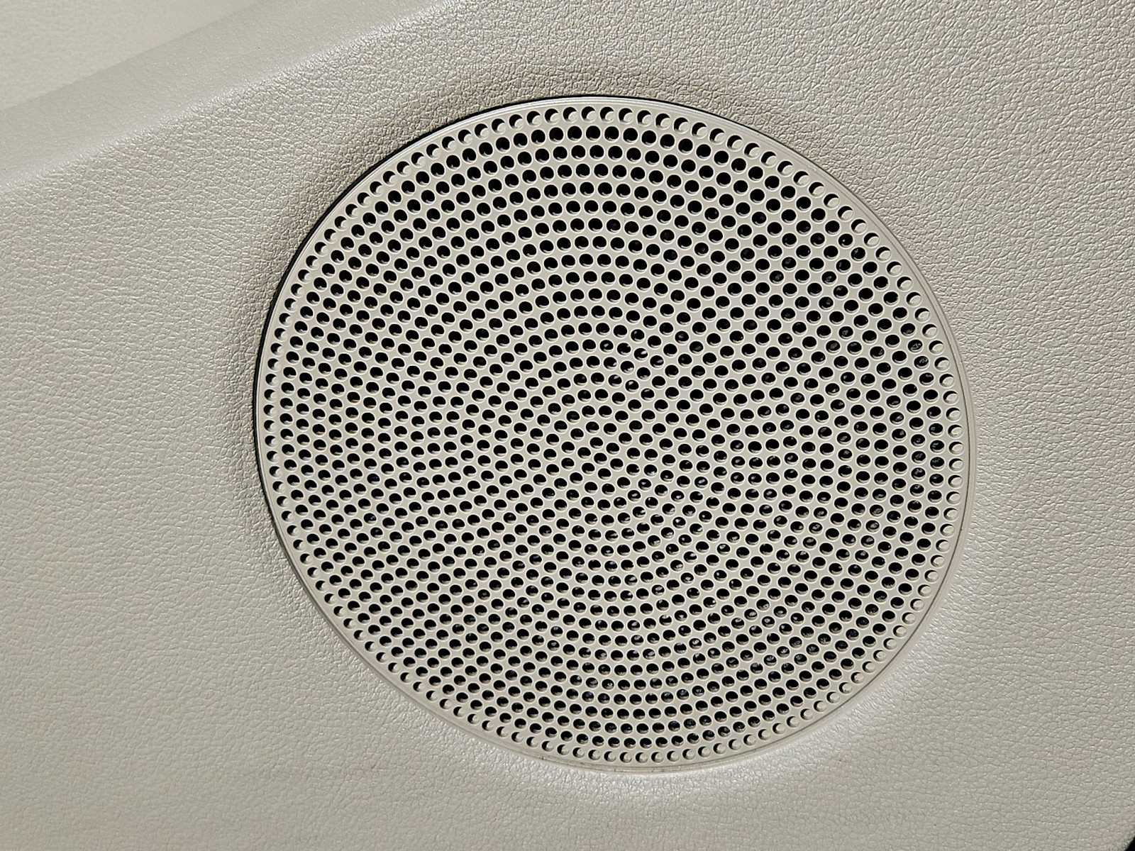 Thumbnail: 2015 Ford Escape - 31