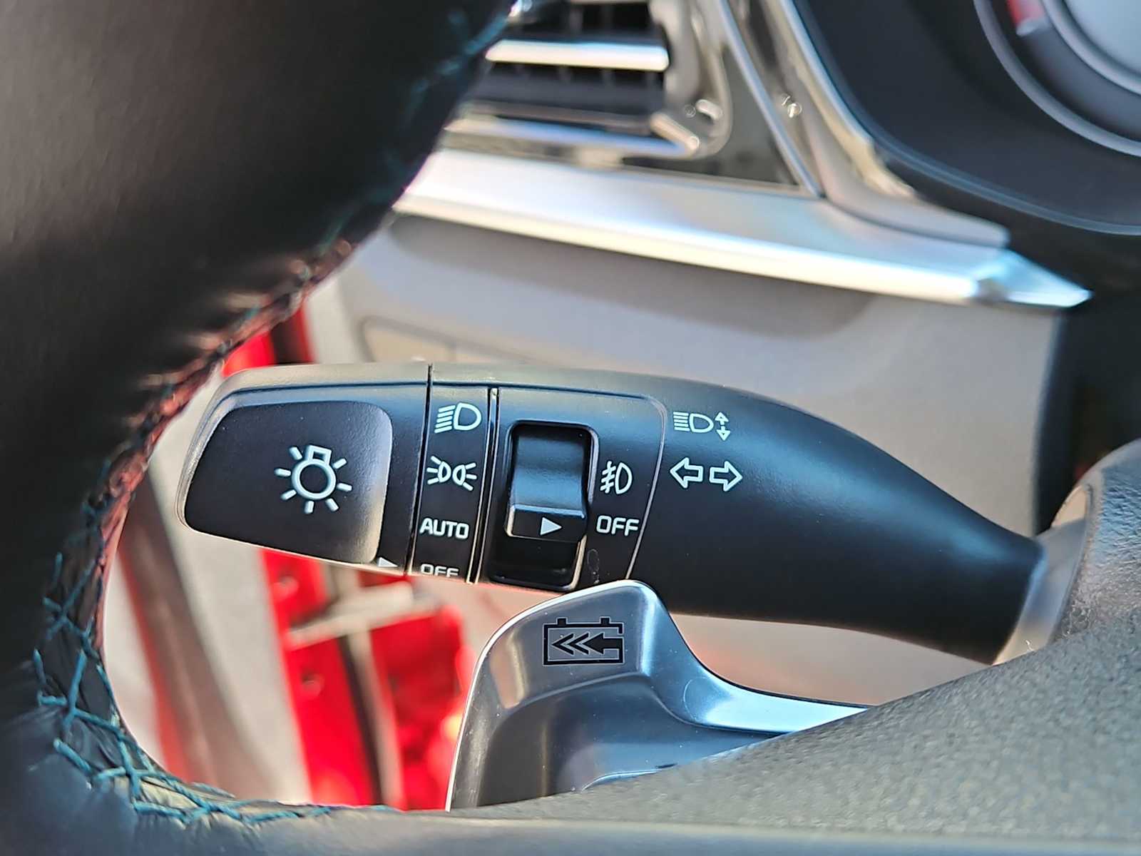 Thumbnail: 2020 Kia Niro - 28