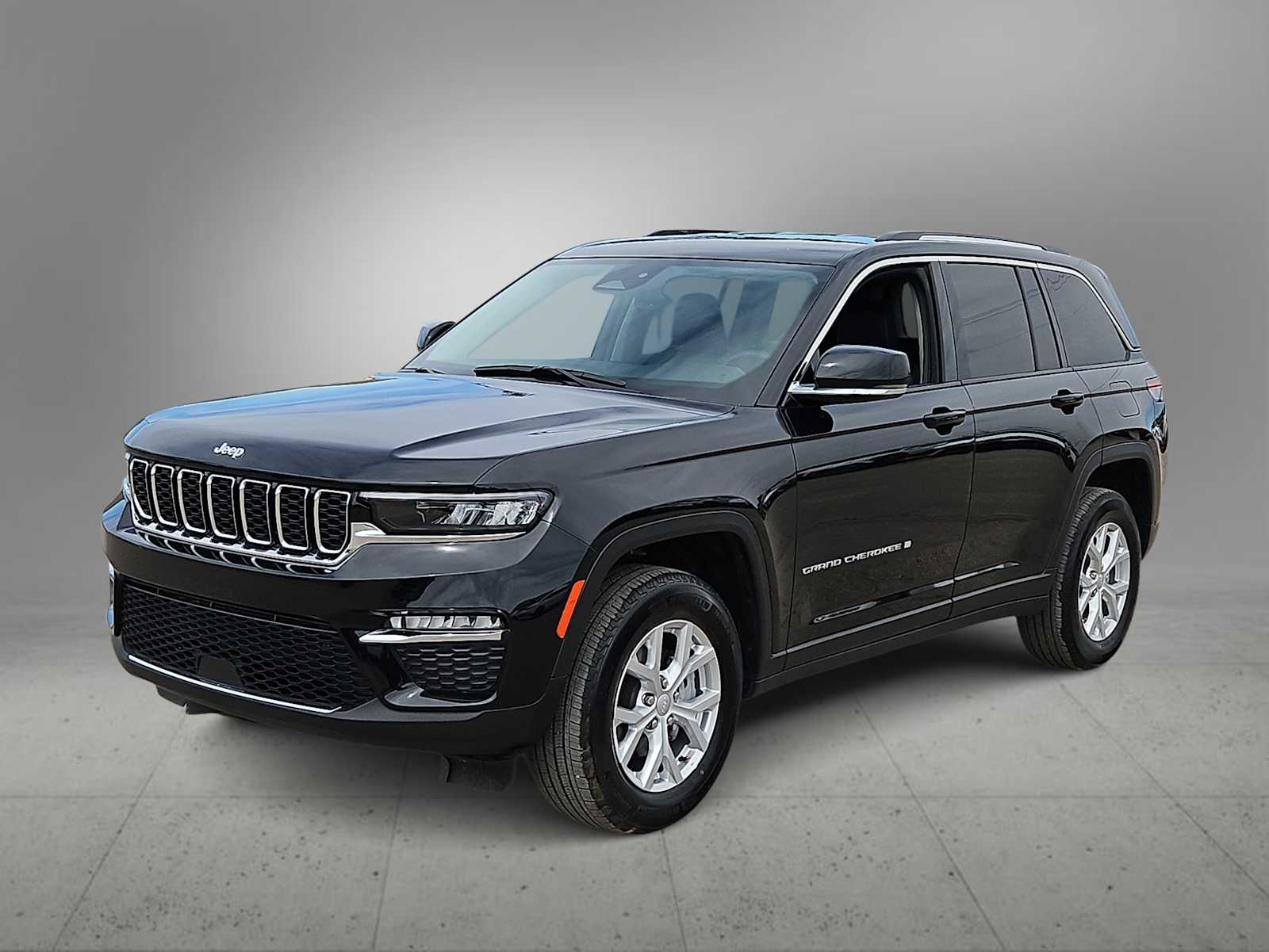 Thumbnail: 2023 Jeep Grand Cherokee - 4