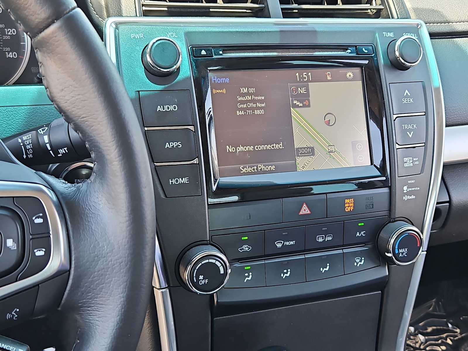 Thumbnail: 2015 Toyota Camry - 27