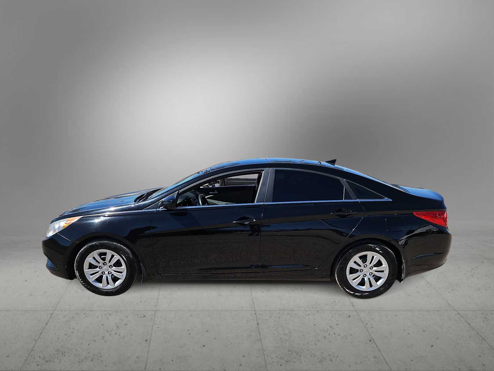 Thumbnail: 2012 Hyundai Sonata - 5