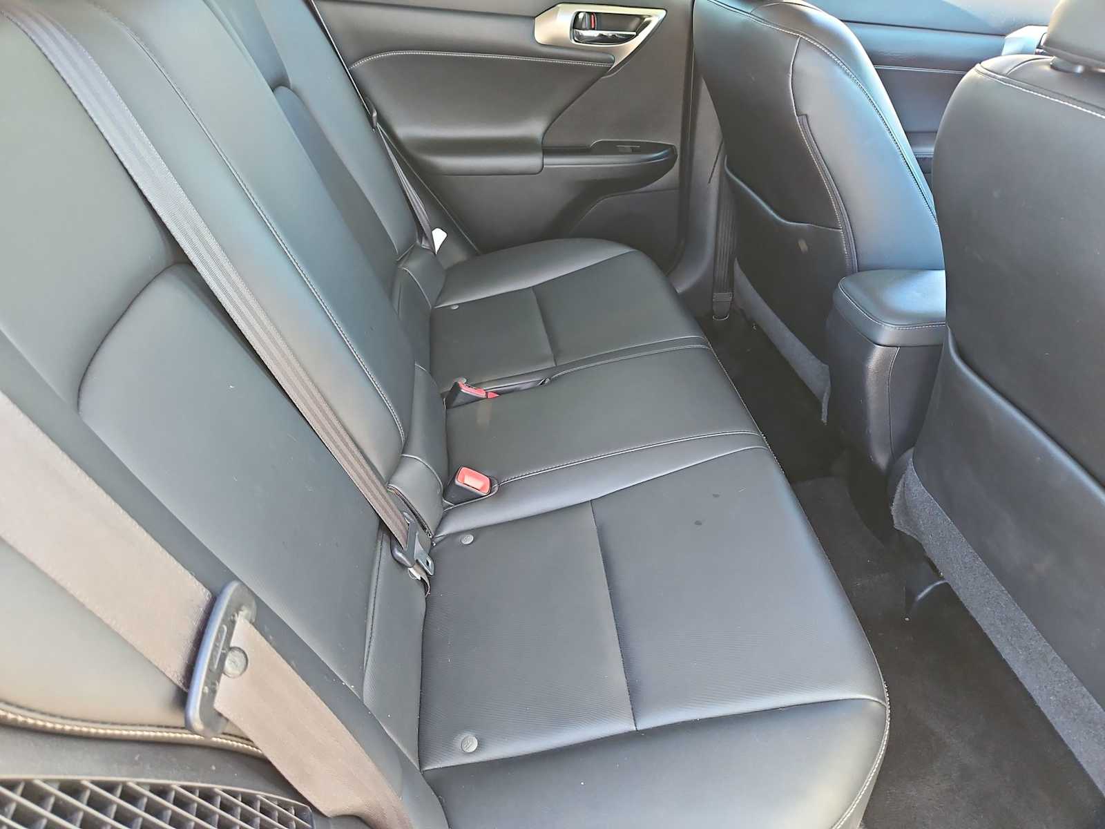 Thumbnail: 2015 Lexus CT - 21