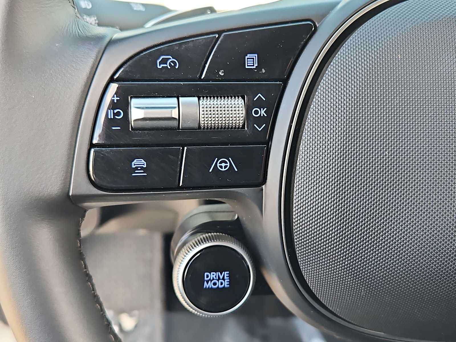 Thumbnail: 2024 Hyundai Ioniq 6 - 22