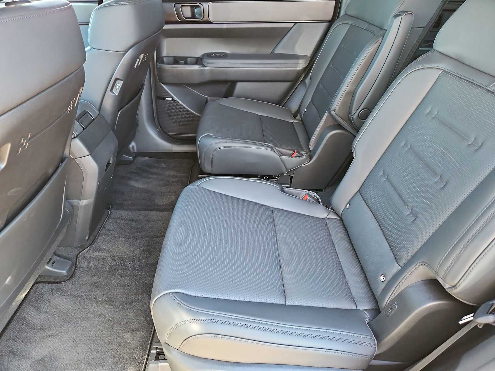 Thumbnail: 2025 Hyundai Santa Fe - 20