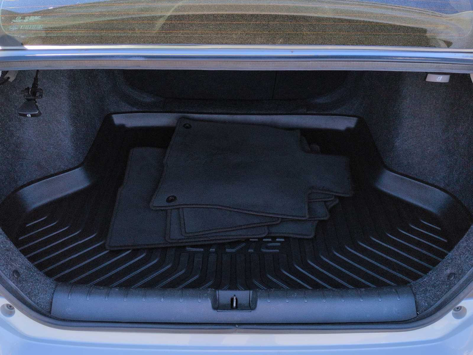 Thumbnail: 2020 Honda Civic - 36