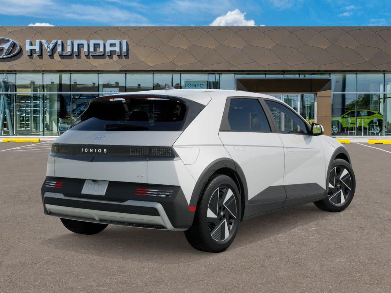 2025 Hyundai Ioniq 5 SE 3