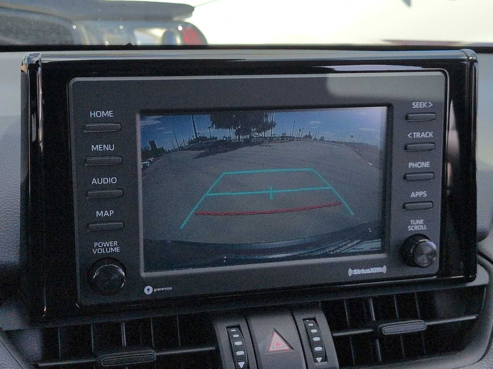 Thumbnail: 2022 Toyota RAV4 - 28