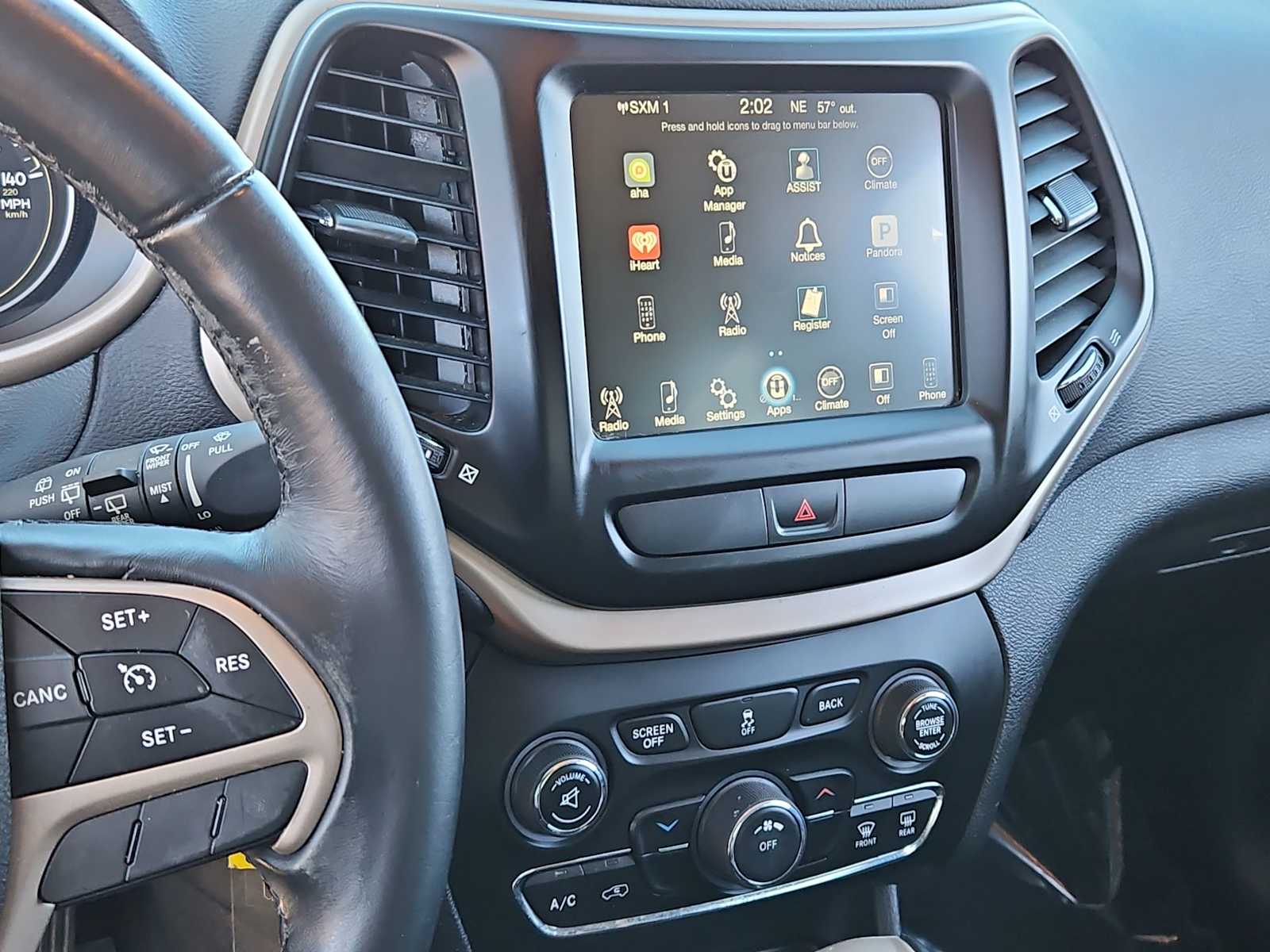 Thumbnail: 2017 Jeep Cherokee - 28