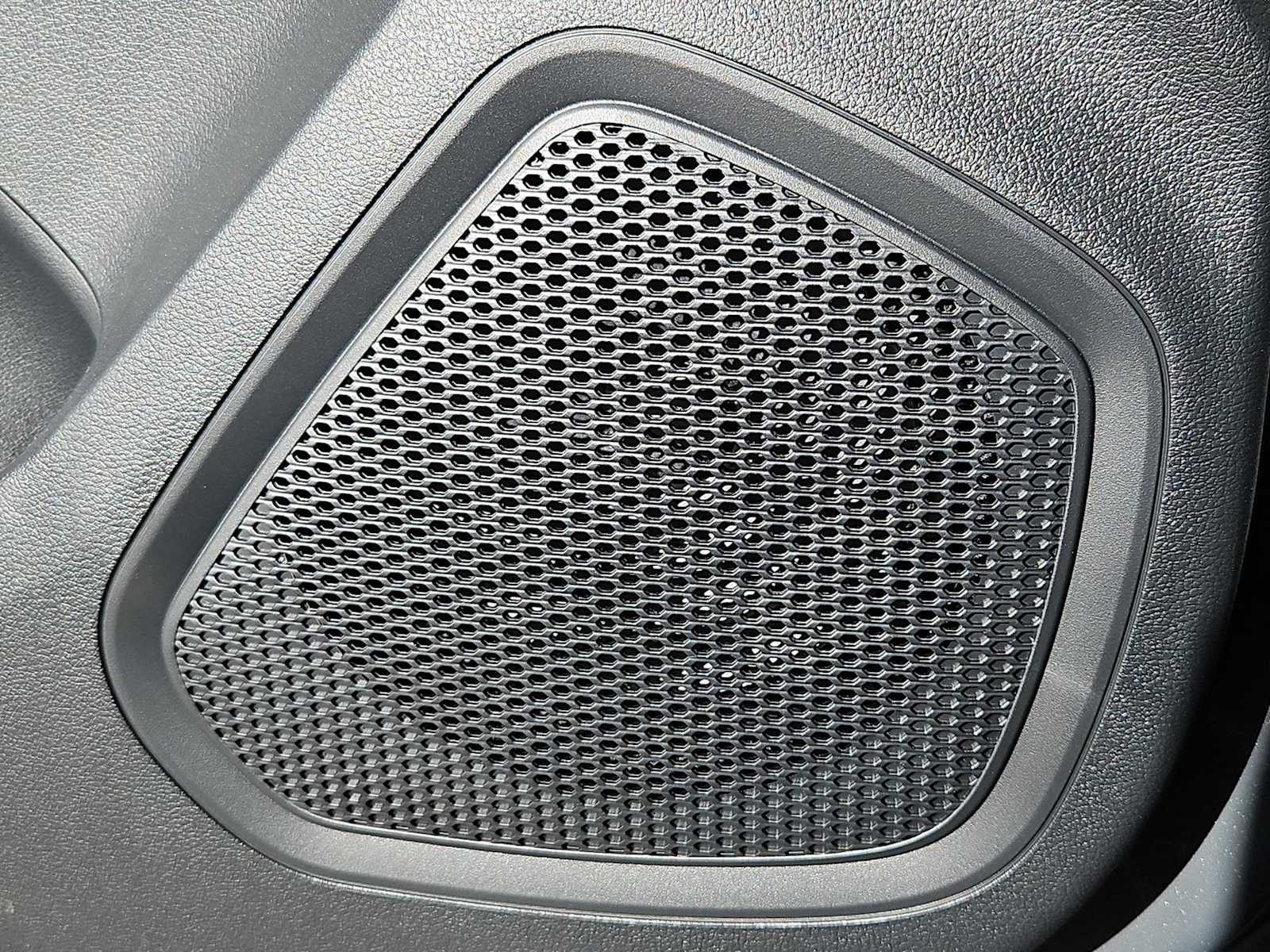 Thumbnail: 2025 Hyundai Venue - 30