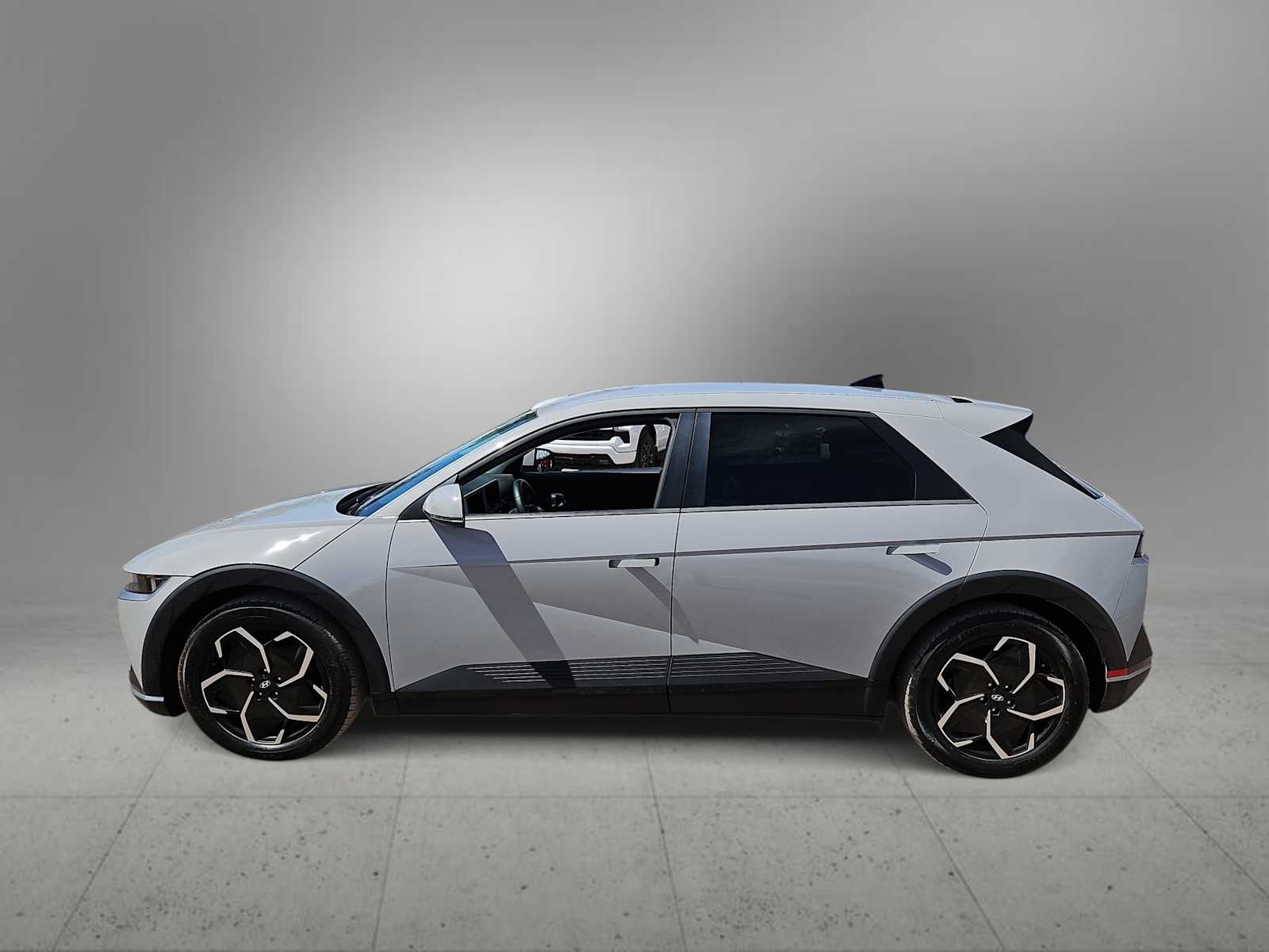 Thumbnail: 2024 Hyundai Ioniq 5 - 5