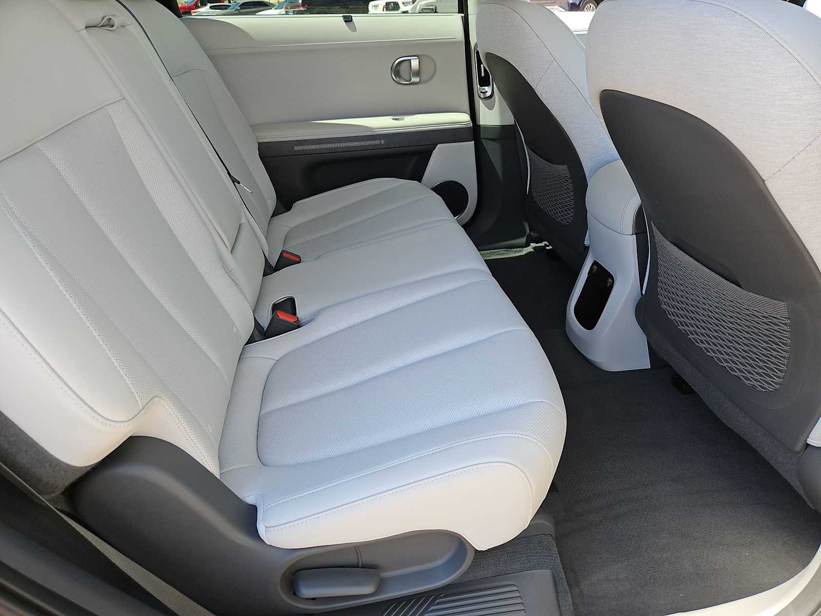 Thumbnail: 2024 Hyundai Ioniq 5 - 19