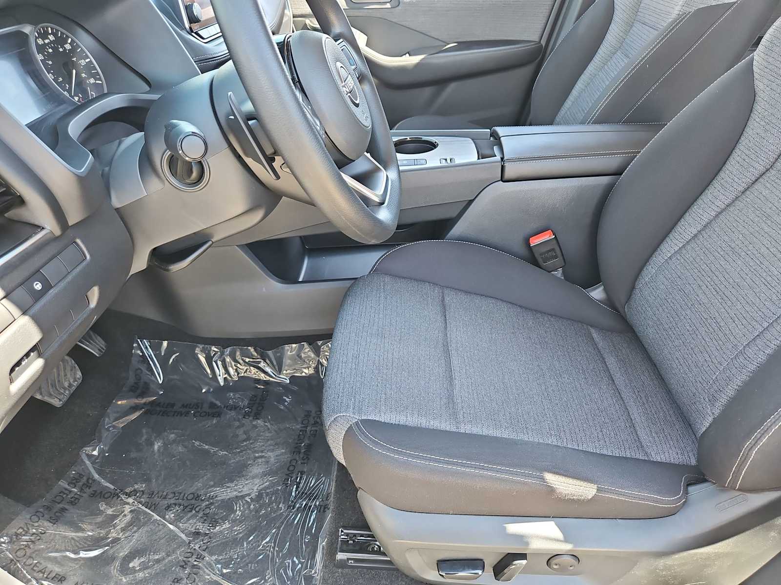 Thumbnail: 2022 Nissan Rogue - 16