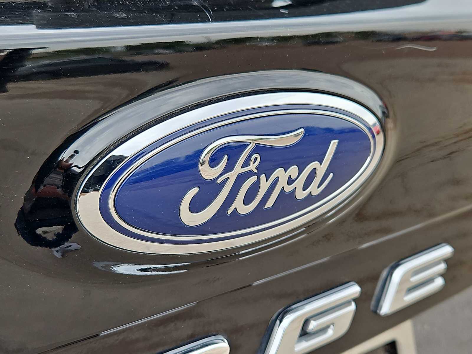 Thumbnail: 2022 Ford Edge - 11
