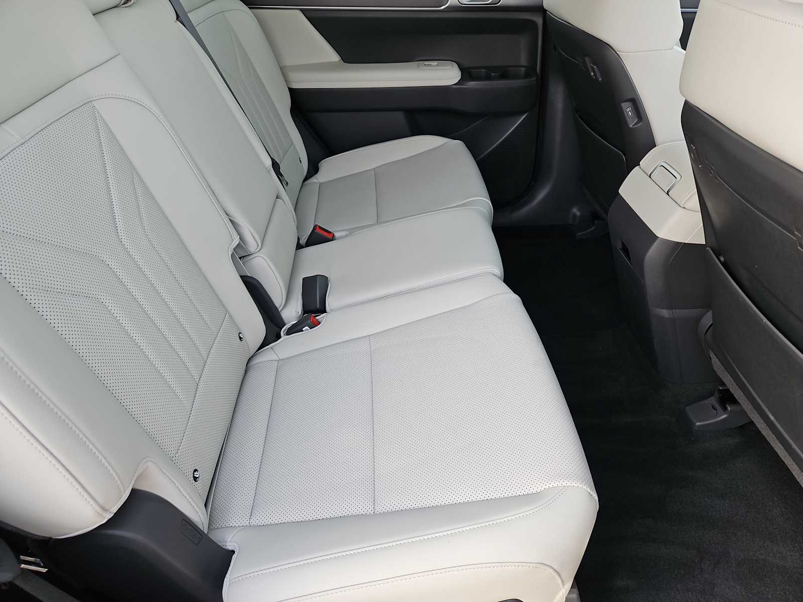 Thumbnail: 2025 Hyundai Santa Fe - 20